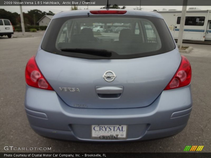 Arctic Blue / Charcoal 2009 Nissan Versa 1.8 S Hatchback