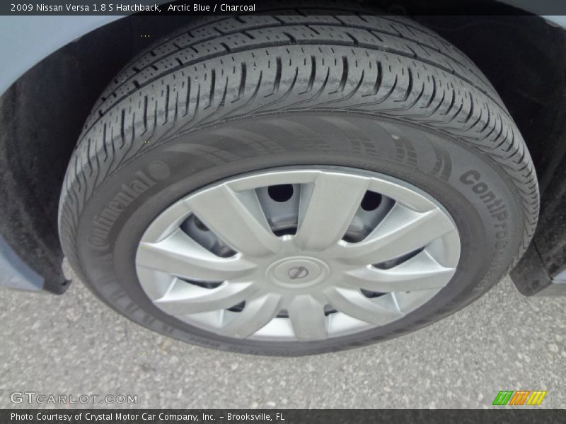 Arctic Blue / Charcoal 2009 Nissan Versa 1.8 S Hatchback