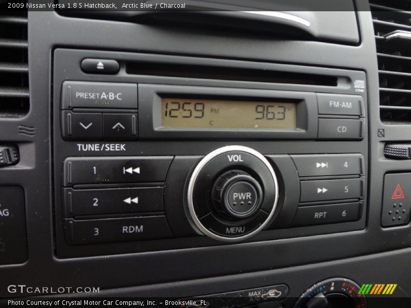 Arctic Blue / Charcoal 2009 Nissan Versa 1.8 S Hatchback