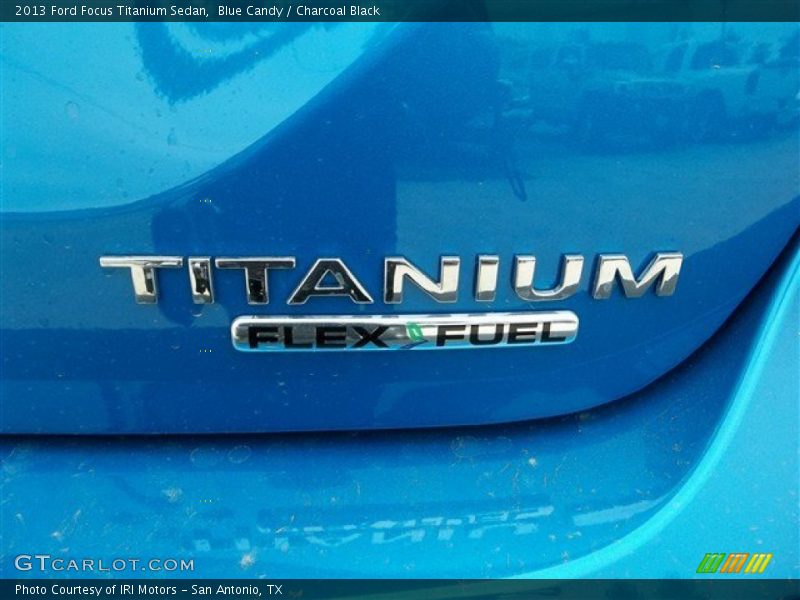  2013 Focus Titanium Sedan Logo