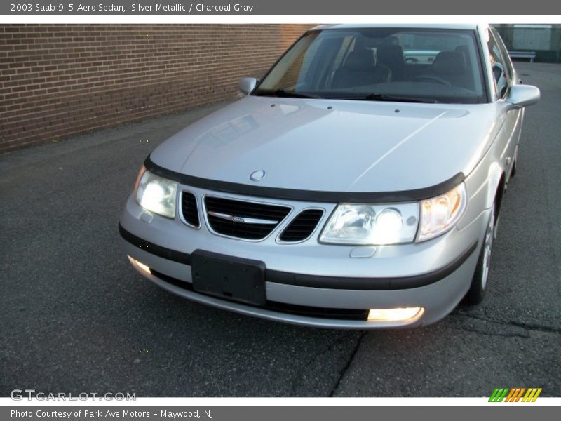 Silver Metallic / Charcoal Gray 2003 Saab 9-5 Aero Sedan
