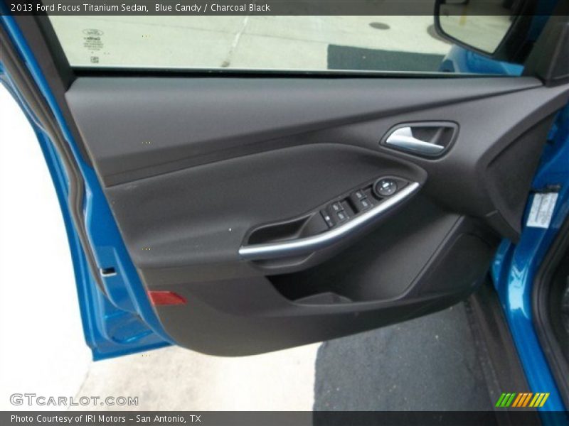 Door Panel of 2013 Focus Titanium Sedan