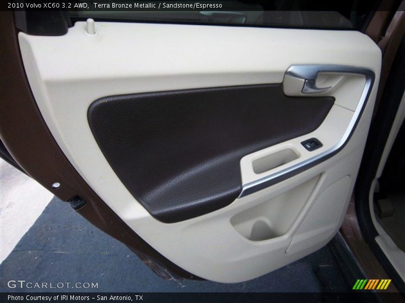 Door Panel of 2010 XC60 3.2 AWD