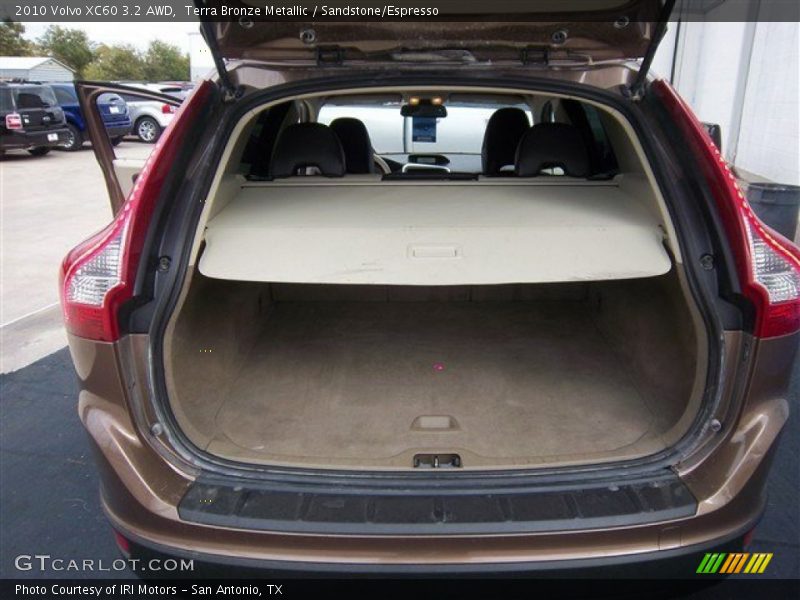 Terra Bronze Metallic / Sandstone/Espresso 2010 Volvo XC60 3.2 AWD
