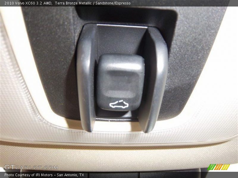 Terra Bronze Metallic / Sandstone/Espresso 2010 Volvo XC60 3.2 AWD