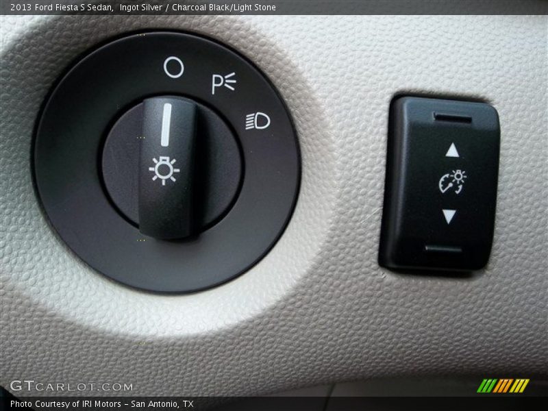 Ingot Silver / Charcoal Black/Light Stone 2013 Ford Fiesta S Sedan