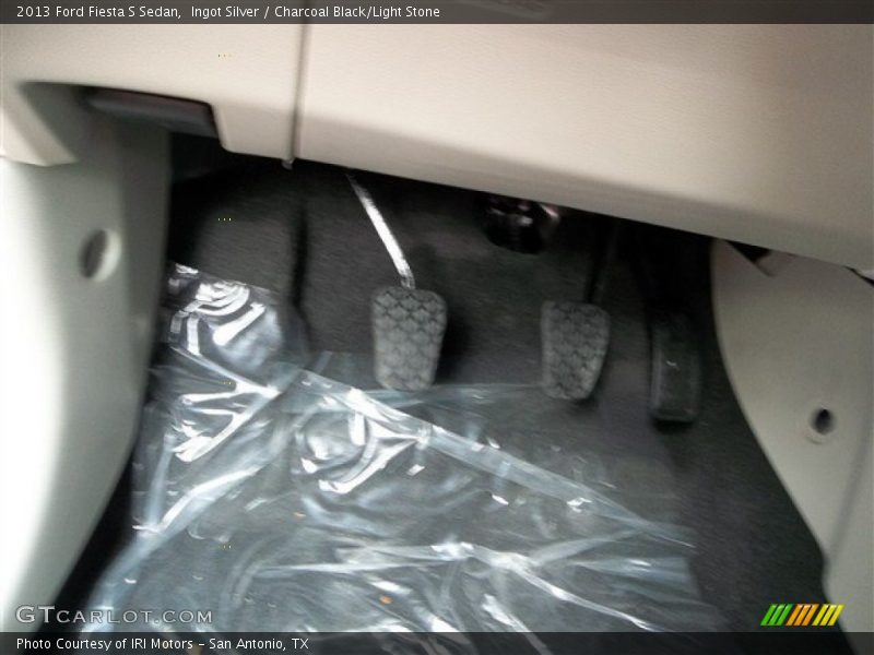 Ingot Silver / Charcoal Black/Light Stone 2013 Ford Fiesta S Sedan