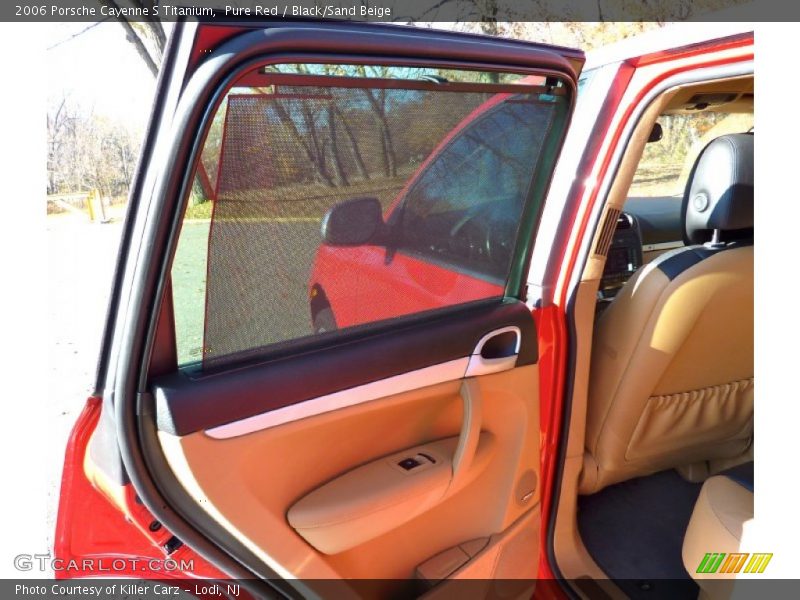 Pure Red / Black/Sand Beige 2006 Porsche Cayenne S Titanium