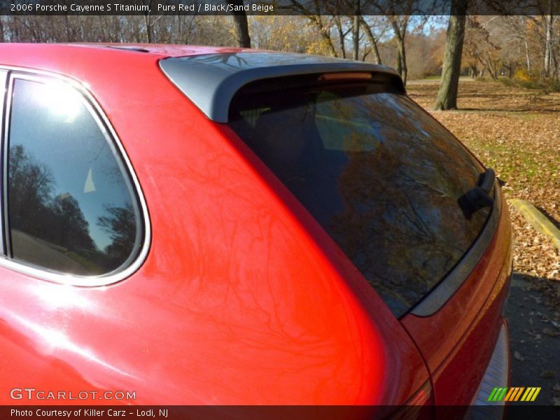 Pure Red / Black/Sand Beige 2006 Porsche Cayenne S Titanium