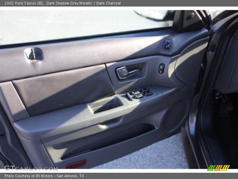 Dark Shadow Grey Metallic / Dark Charcoal 2002 Ford Taurus SES
