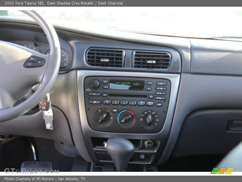 Dark Shadow Grey Metallic / Dark Charcoal 2002 Ford Taurus SES