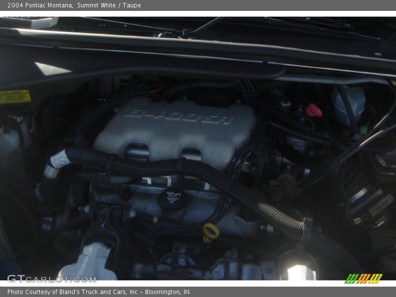 Summit White / Taupe 2004 Pontiac Montana