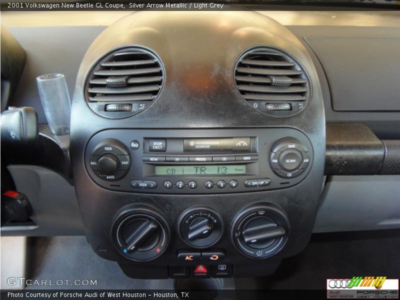 Silver Arrow Metallic / Light Grey 2001 Volkswagen New Beetle GL Coupe