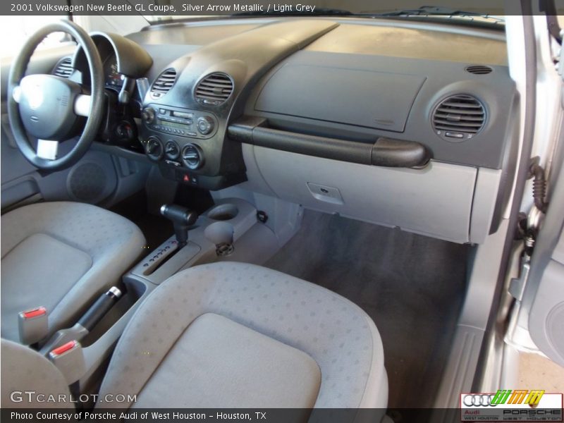 Silver Arrow Metallic / Light Grey 2001 Volkswagen New Beetle GL Coupe