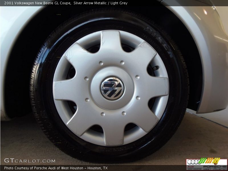 Silver Arrow Metallic / Light Grey 2001 Volkswagen New Beetle GL Coupe
