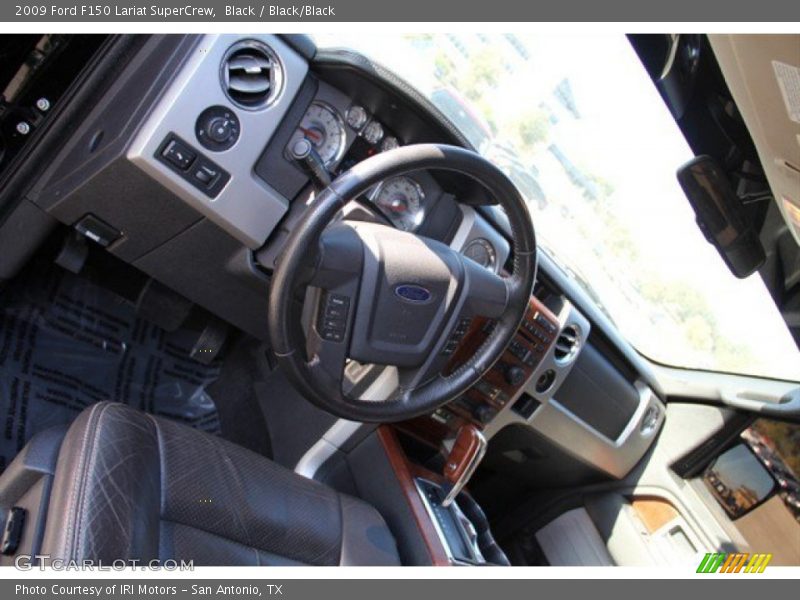 Black / Black/Black 2009 Ford F150 Lariat SuperCrew