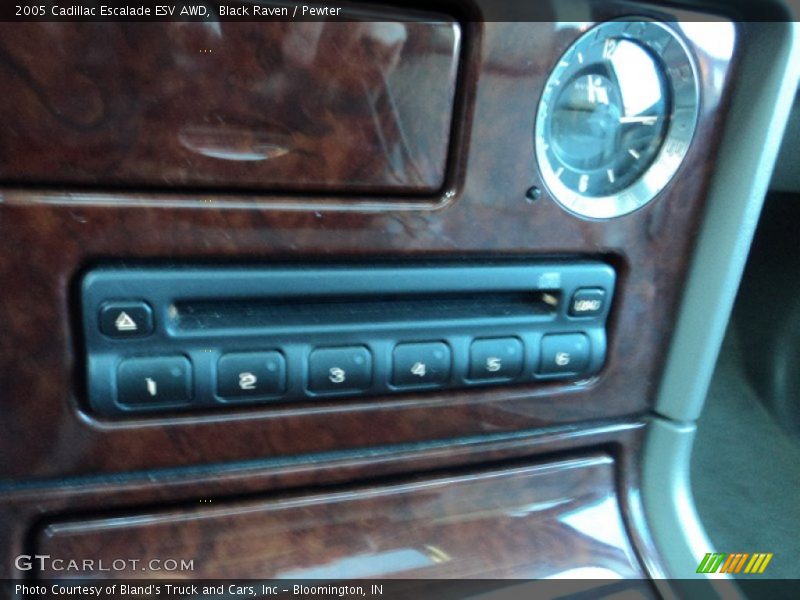 Black Raven / Pewter 2005 Cadillac Escalade ESV AWD