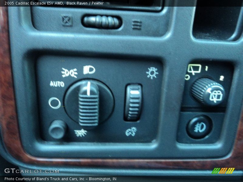 Black Raven / Pewter 2005 Cadillac Escalade ESV AWD