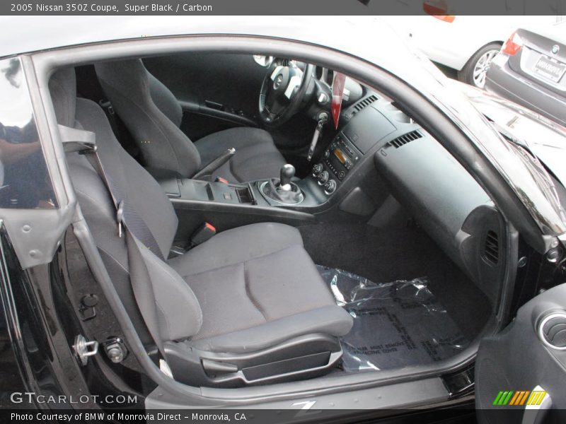 Front Seat of 2005 350Z Coupe