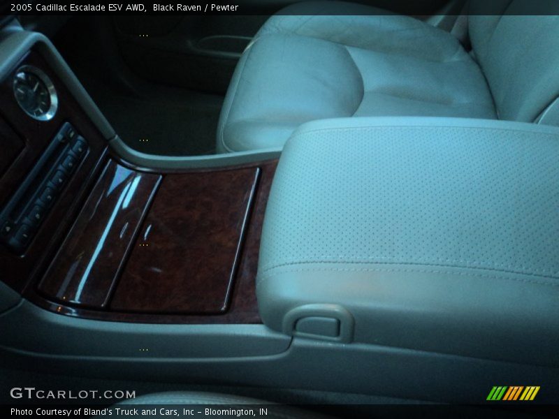 Black Raven / Pewter 2005 Cadillac Escalade ESV AWD