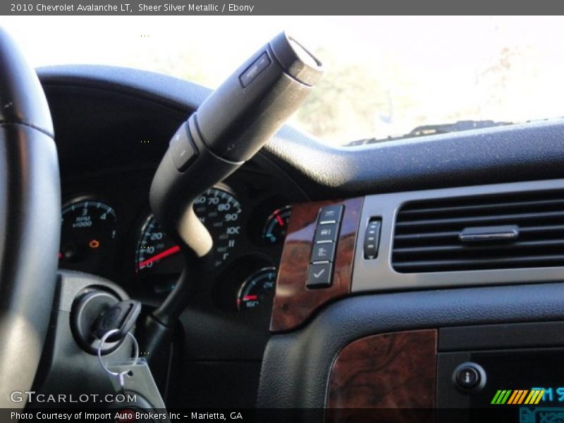 Sheer Silver Metallic / Ebony 2010 Chevrolet Avalanche LT