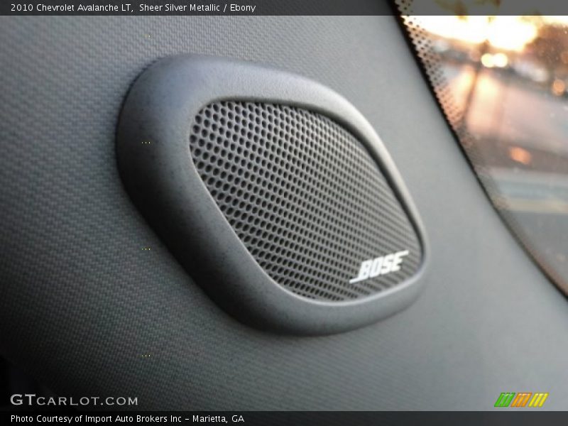 Sheer Silver Metallic / Ebony 2010 Chevrolet Avalanche LT