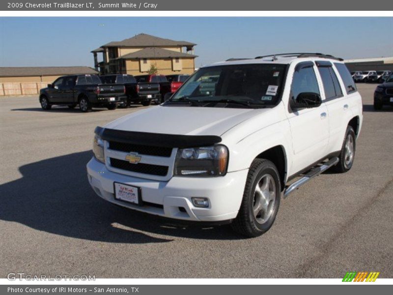Summit White / Gray 2009 Chevrolet TrailBlazer LT