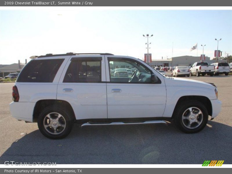 Summit White / Gray 2009 Chevrolet TrailBlazer LT