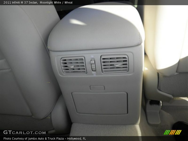 Moonlight White / Wheat 2011 Infiniti M 37 Sedan