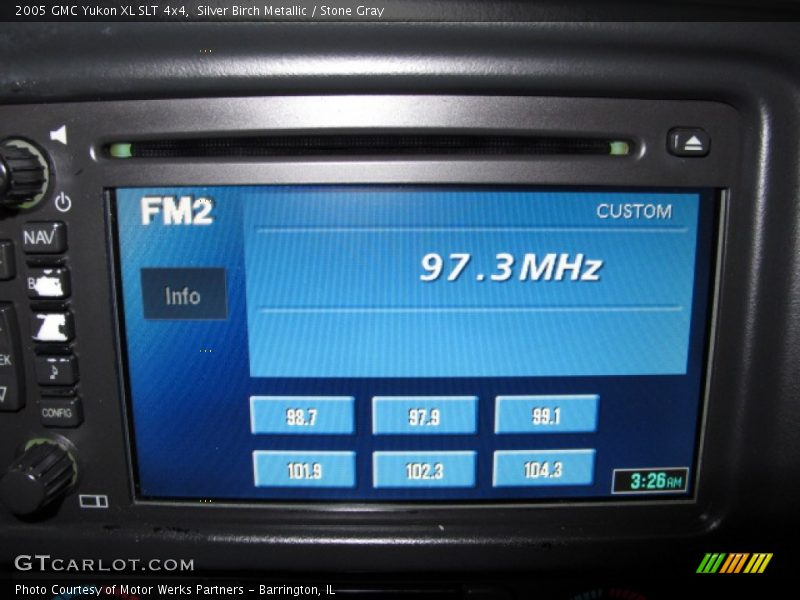 Silver Birch Metallic / Stone Gray 2005 GMC Yukon XL SLT 4x4