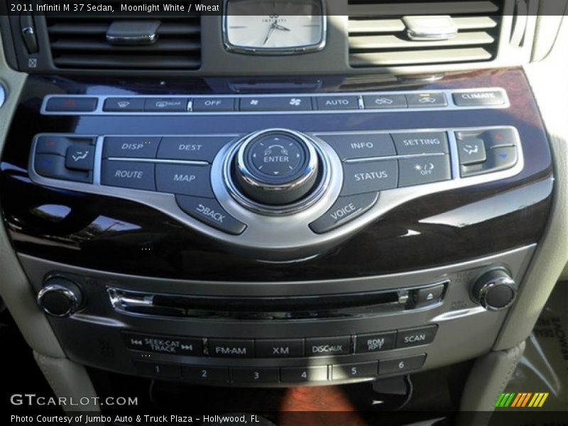 Moonlight White / Wheat 2011 Infiniti M 37 Sedan