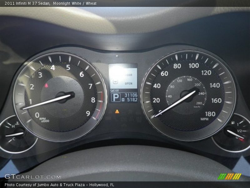 Moonlight White / Wheat 2011 Infiniti M 37 Sedan
