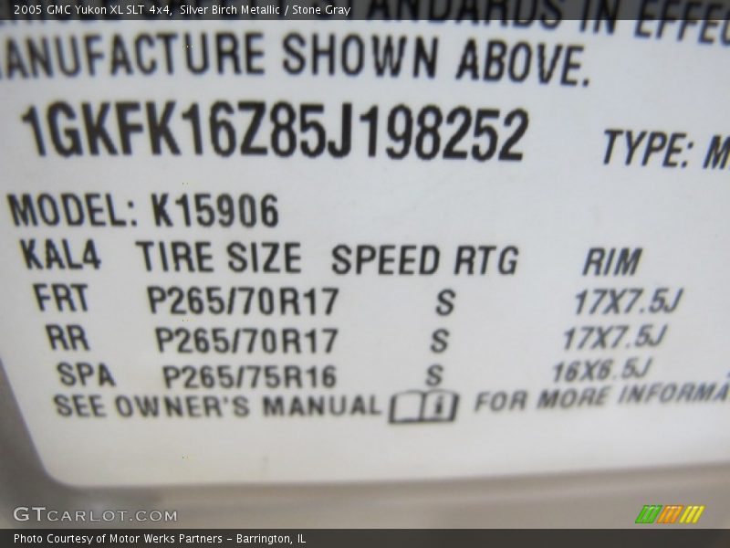 Silver Birch Metallic / Stone Gray 2005 GMC Yukon XL SLT 4x4