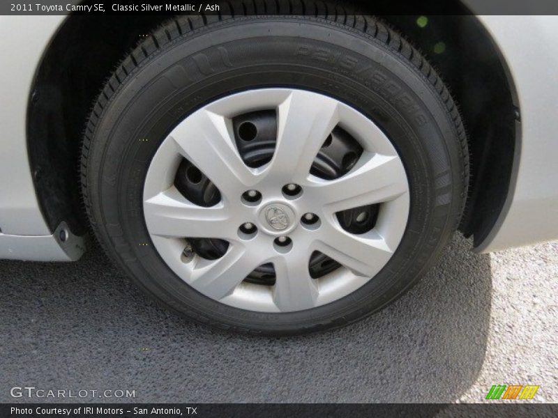Classic Silver Metallic / Ash 2011 Toyota Camry SE