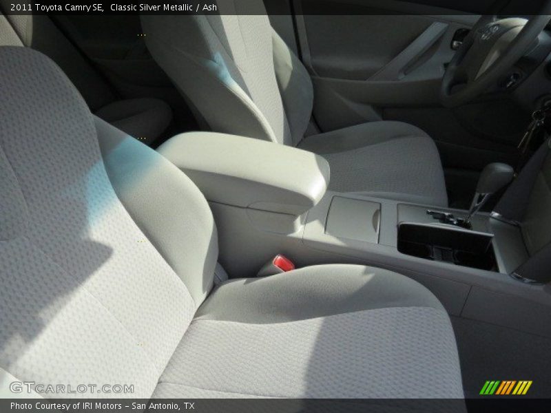 Classic Silver Metallic / Ash 2011 Toyota Camry SE