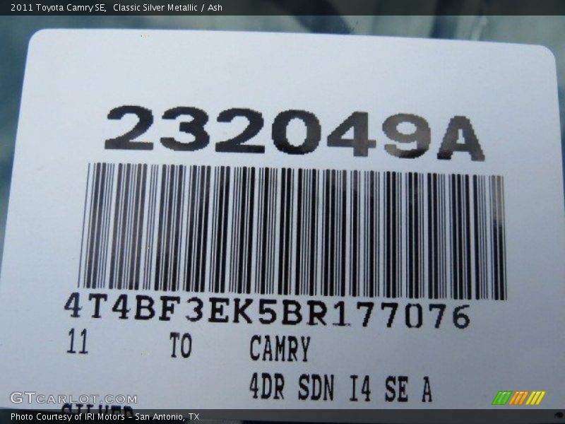Classic Silver Metallic / Ash 2011 Toyota Camry SE