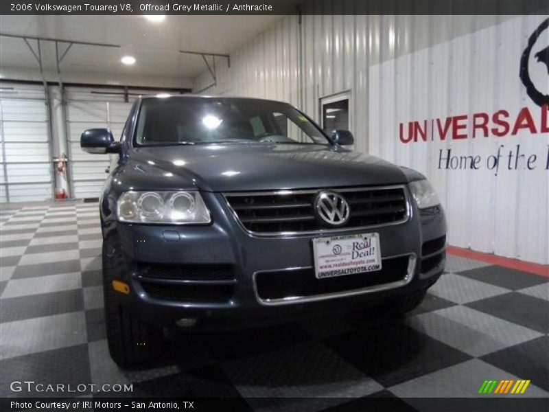 Offroad Grey Metallic / Anthracite 2006 Volkswagen Touareg V8