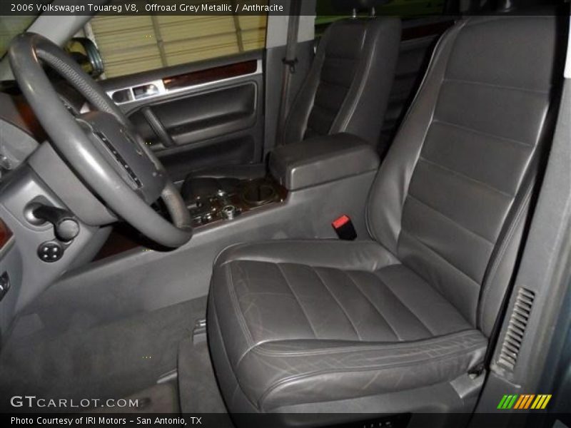 Offroad Grey Metallic / Anthracite 2006 Volkswagen Touareg V8