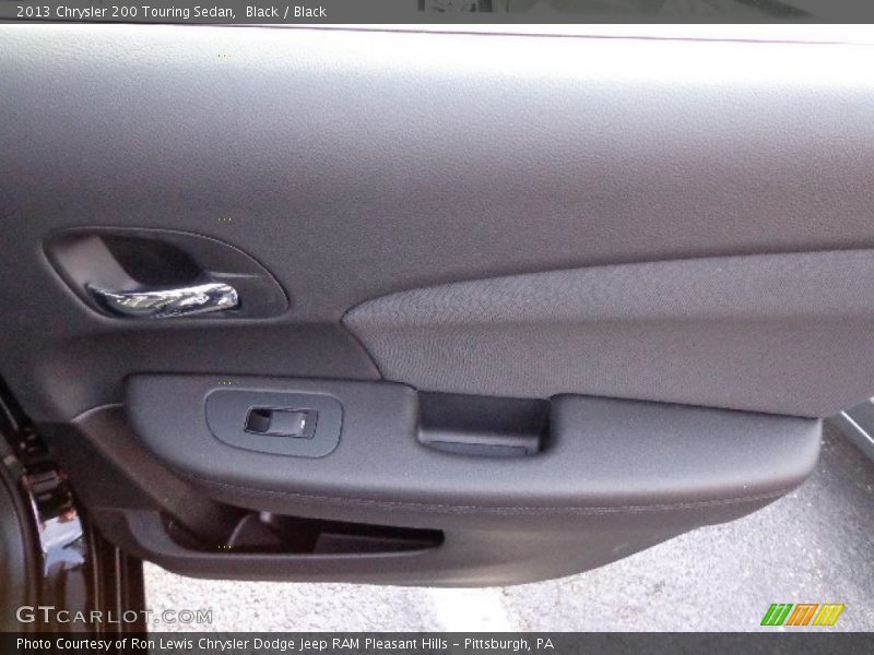 Black / Black 2013 Chrysler 200 Touring Sedan