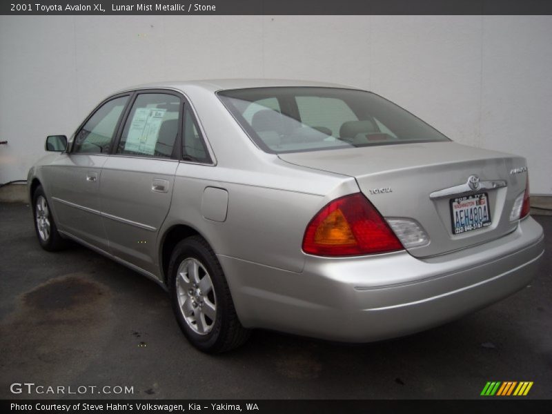 Lunar Mist Metallic / Stone 2001 Toyota Avalon XL