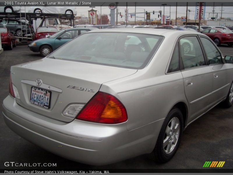Lunar Mist Metallic / Stone 2001 Toyota Avalon XL