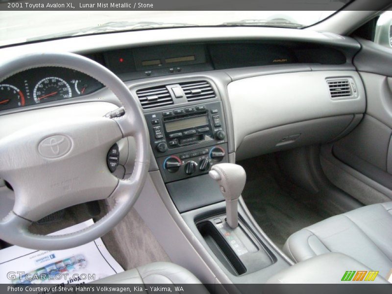 Lunar Mist Metallic / Stone 2001 Toyota Avalon XL