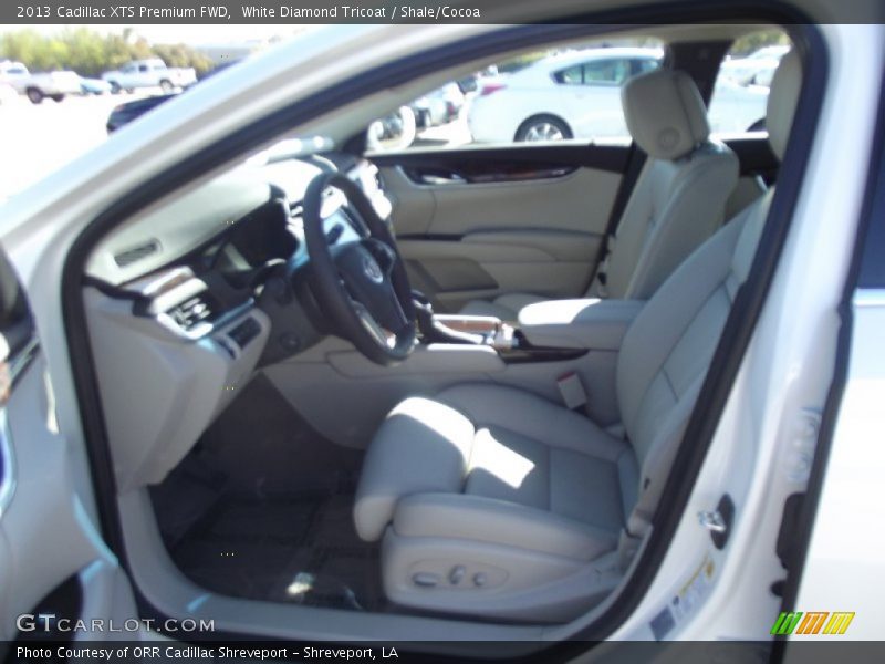 White Diamond Tricoat / Shale/Cocoa 2013 Cadillac XTS Premium FWD