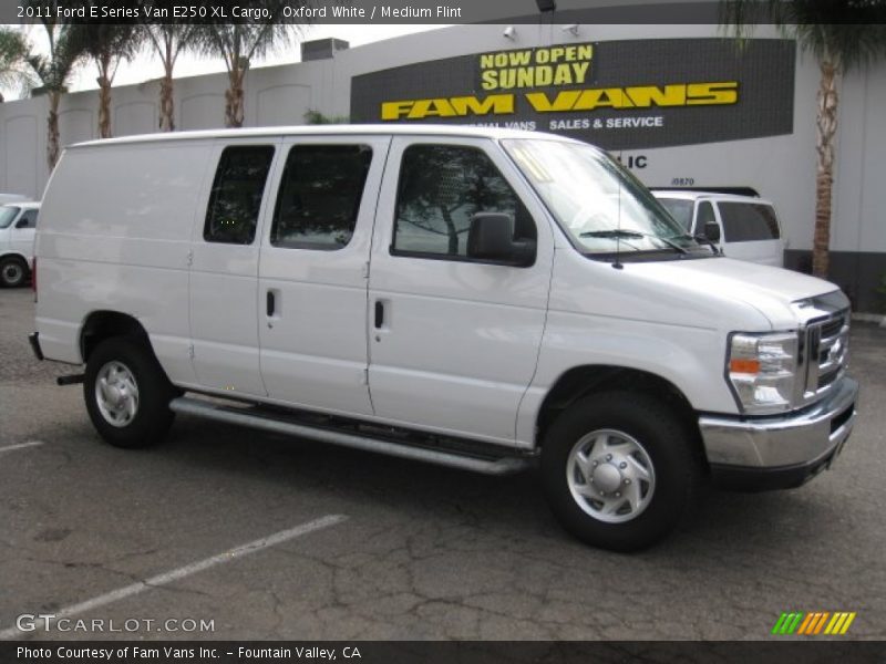 Oxford White / Medium Flint 2011 Ford E Series Van E250 XL Cargo