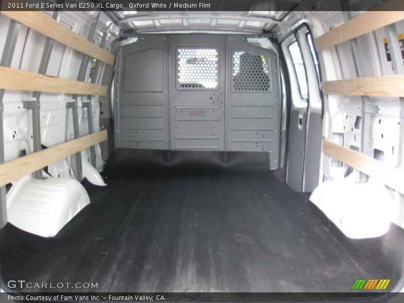 Oxford White / Medium Flint 2011 Ford E Series Van E250 XL Cargo