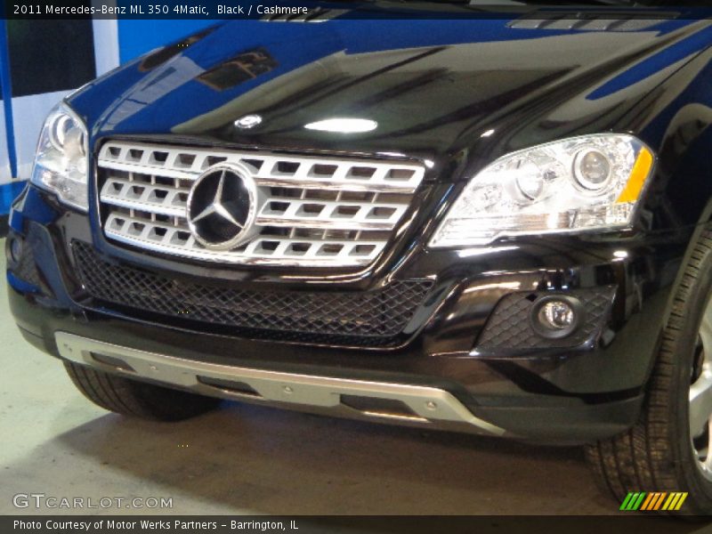 Black / Cashmere 2011 Mercedes-Benz ML 350 4Matic