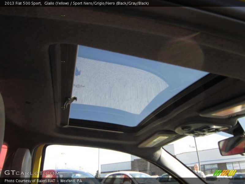 Giallo (Yellow) / Sport Nero/Grigio/Nero (Black/Gray/Black) 2013 Fiat 500 Sport