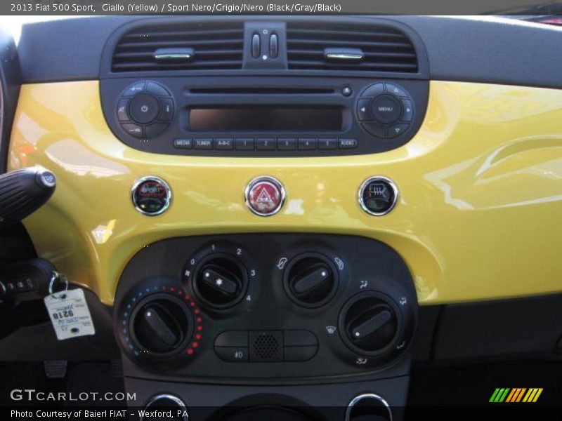Giallo (Yellow) / Sport Nero/Grigio/Nero (Black/Gray/Black) 2013 Fiat 500 Sport