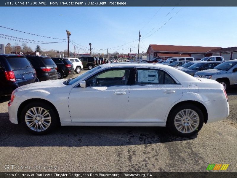 Ivory Tri-Coat Pearl / Black/Light Frost Beige 2013 Chrysler 300 AWD