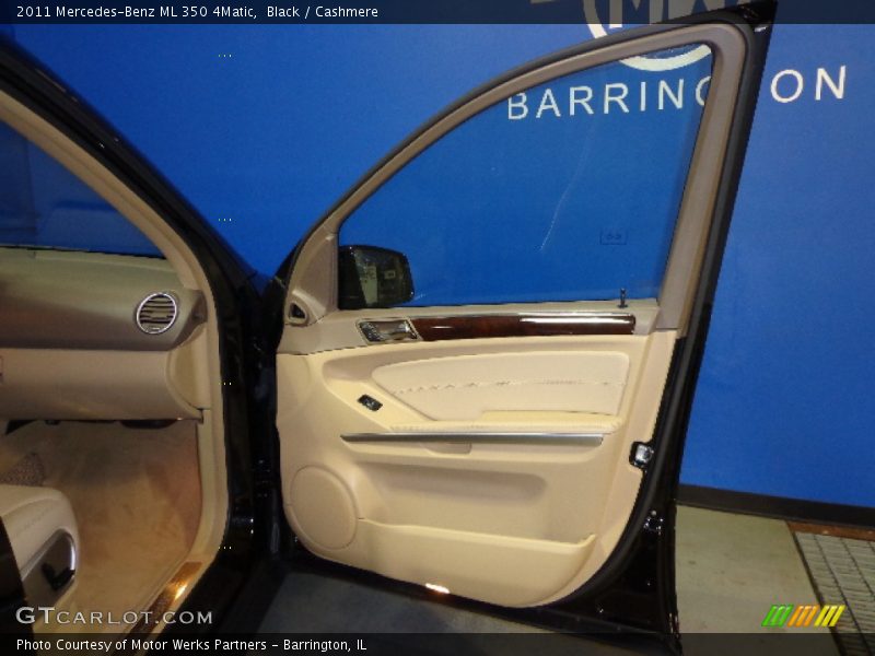 Black / Cashmere 2011 Mercedes-Benz ML 350 4Matic